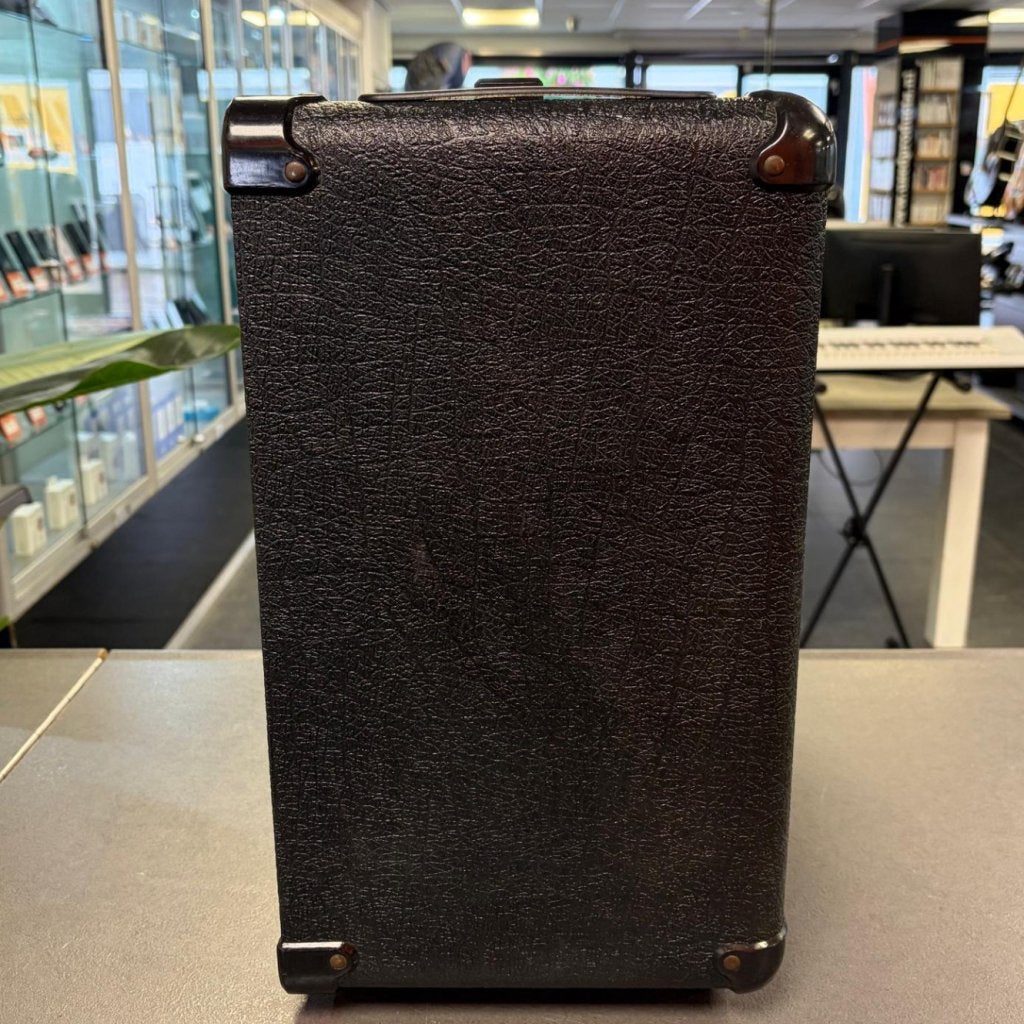 Marshall 75 Reverb Gitaarversterker | Nette staat, Marshall, Zo goed als nieuw, Support@marshall.com, Marshall Amplification PLC
Denbigh Road
Bletchley, Milton Keynes
MK1 1DQ
United Kingdom