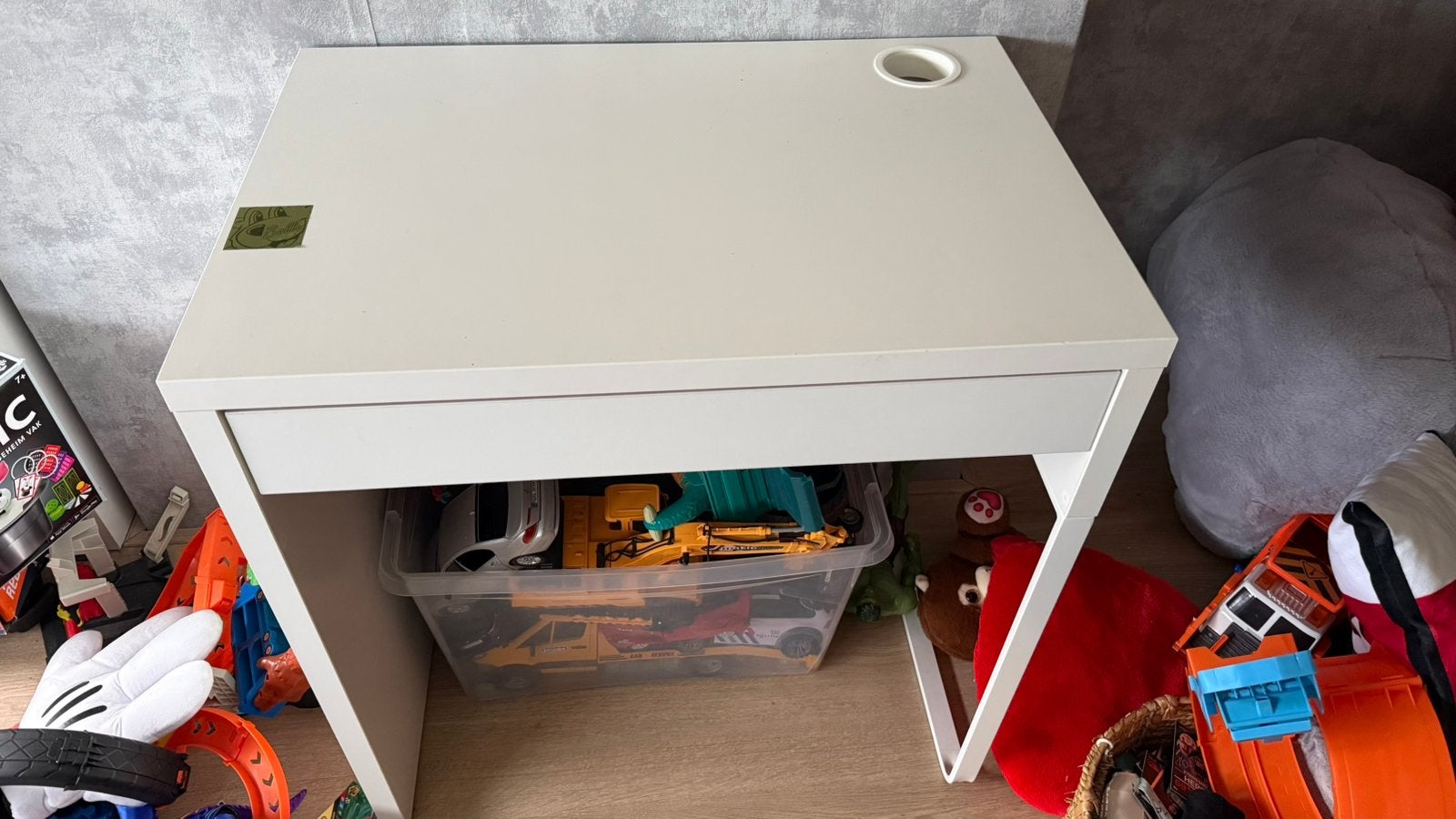 Bureau micke met lade, Ophalen, Gebruikt
