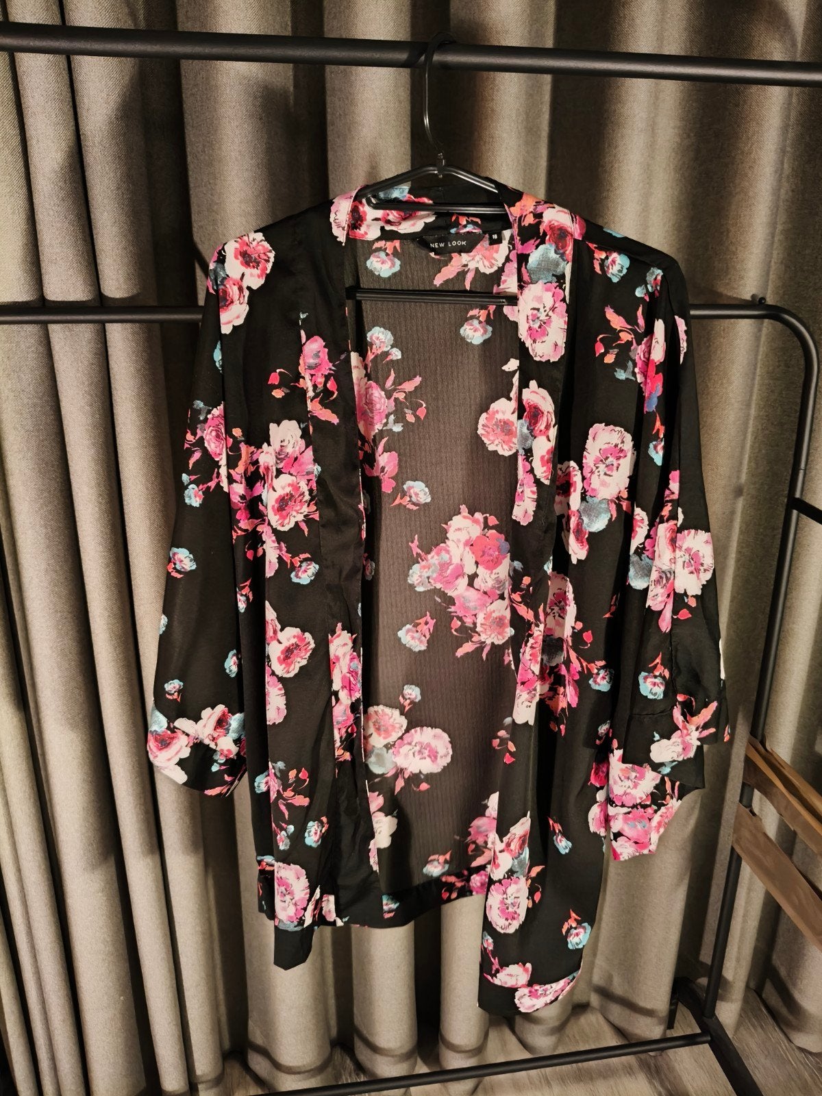 Zwarte kimono met bloemenprint van New Look, New Look, Ophalen of Verzenden, Zo goed als nieuw