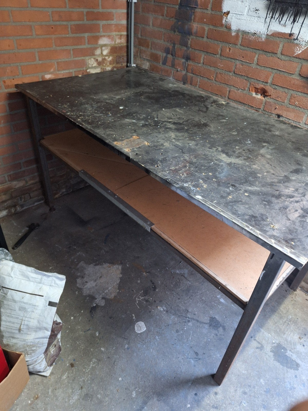 Stevige werkbank met opbergplank - 85x160x92 cm, Ophalen, Gebruikt, 120 tot 170 cm