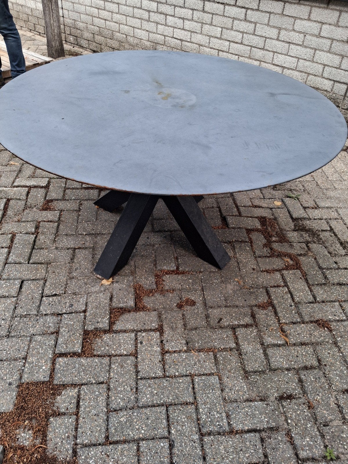 tafel, Tuin en Terras, Ophalen of Verzenden, Zo goed als nieuw, Rond, Metaal