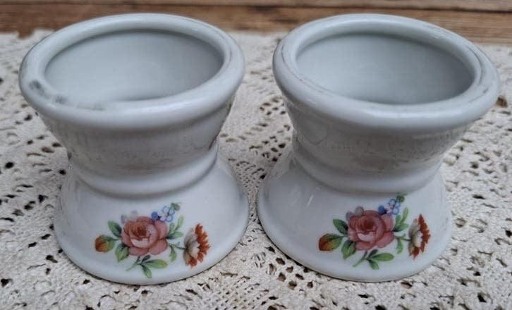 2 Vintage Franse eierdopjes met kleine bloemetjes, Antiek en Kunst, Ophalen of Verzenden