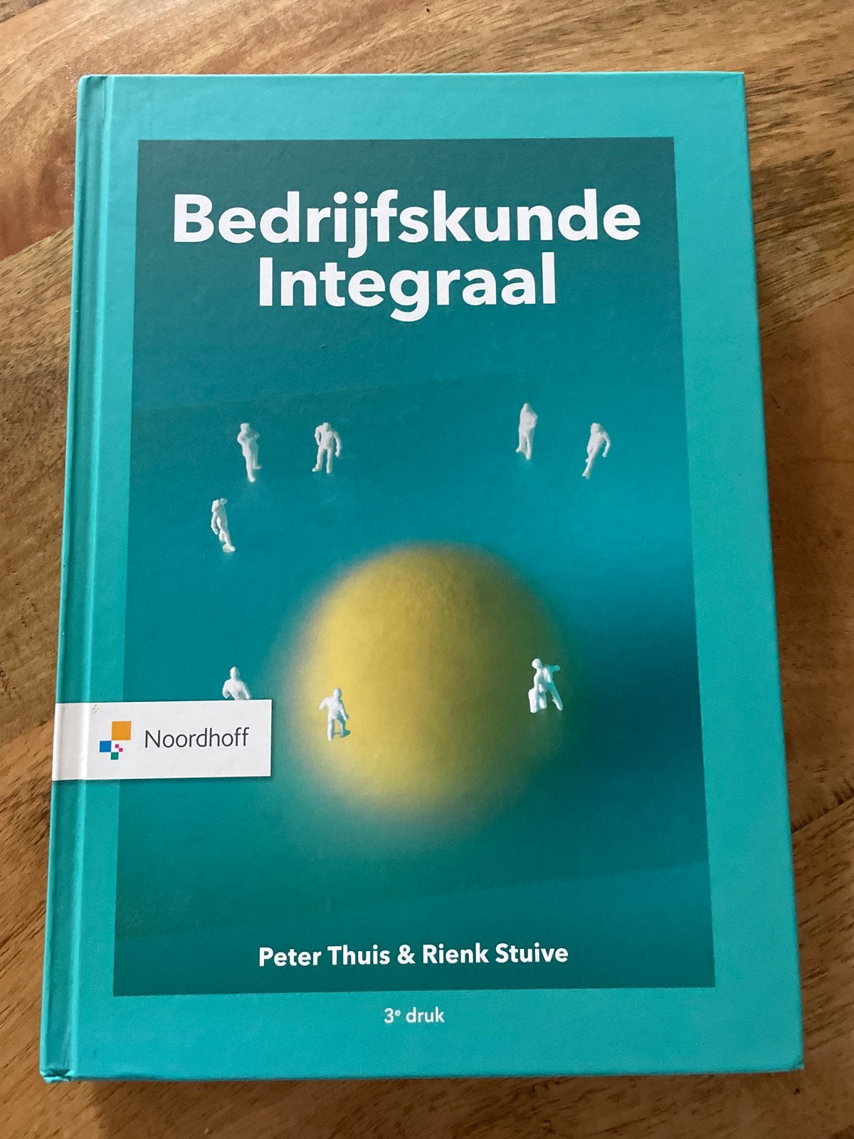 Bedrijfskunde Integraal - Peter Thuis & Rienk Stuive, Ophalen of Verzenden, Gamma, Zo goed als nieuw, HBO