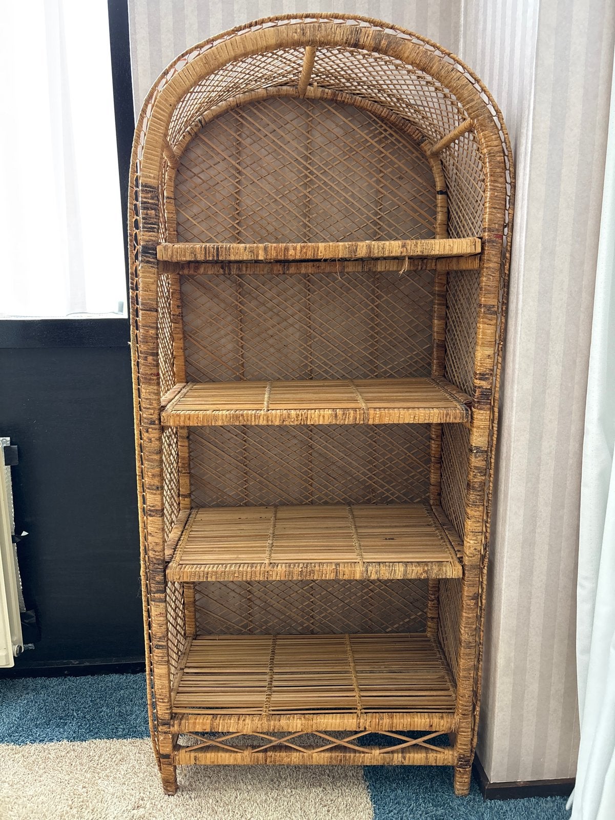 Rotan kast met 4 planken - 150x69x34cm, Huis en Inrichting, Ophalen, Zo goed als nieuw