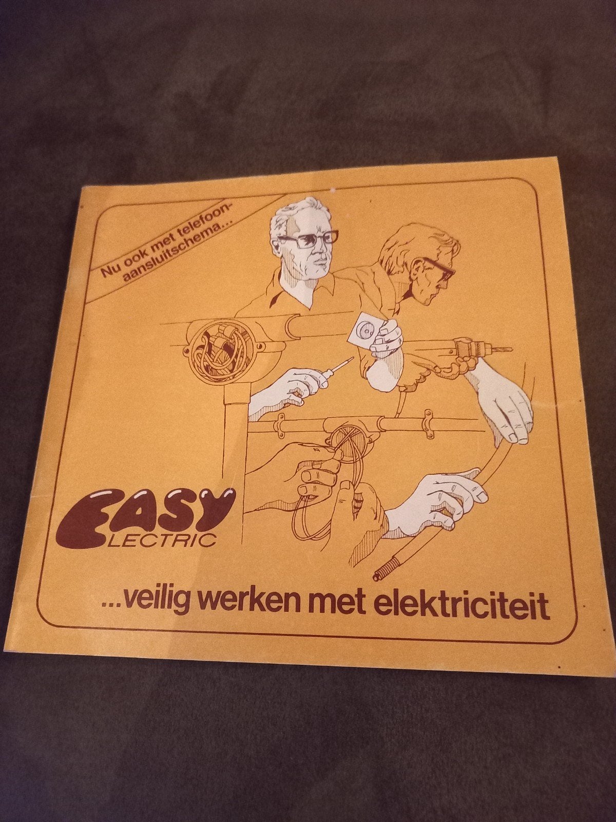 Easy Electric: Veilig werken met elektriciteit, Boeken, Ophalen of Verzenden, Gelezen, Elektrotechniek, Onbekend