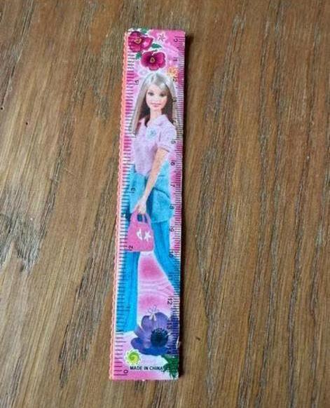 Oekrainse Barbie school liniaal, Diversen, Ophalen of Verzenden, Gebruikt