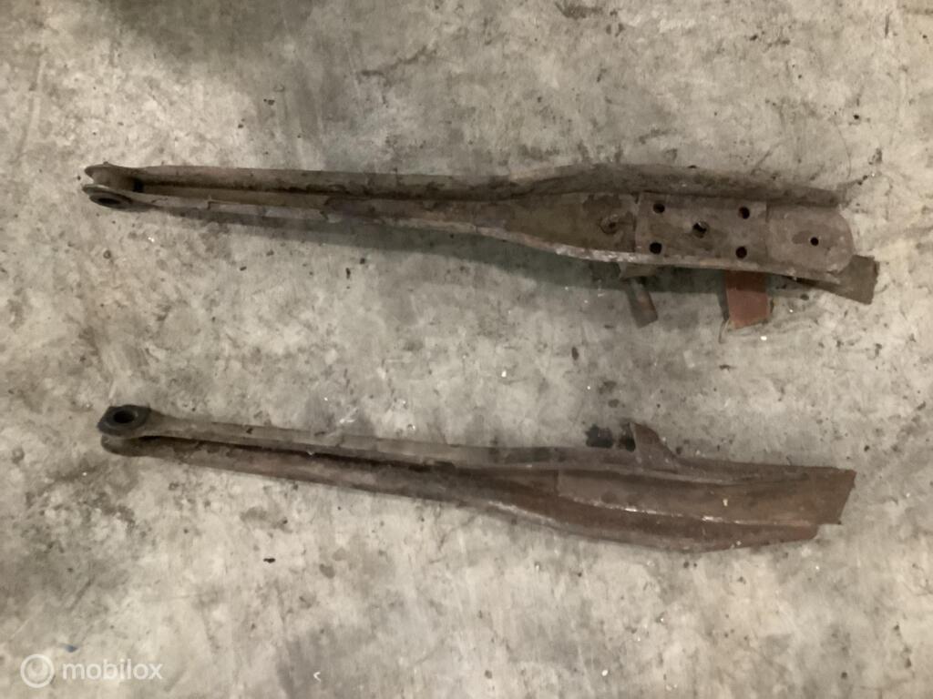 Volvo PV444 PV544 draagarm achter links rechts 658792 658793, Gebruikt, Ophalen of Verzenden