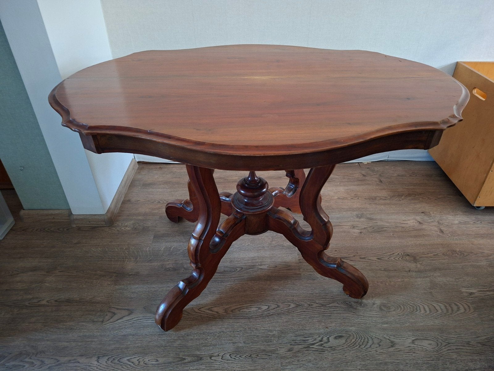 antieke tafel - mahonie, Ophalen