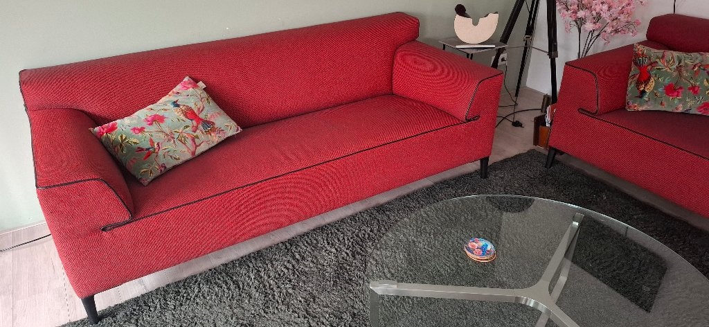 Rode Pode met zwarte bies,  2 en 3 zitter, Ophalen, Gebruikt, Driepersoons, 75 tot 100 cm