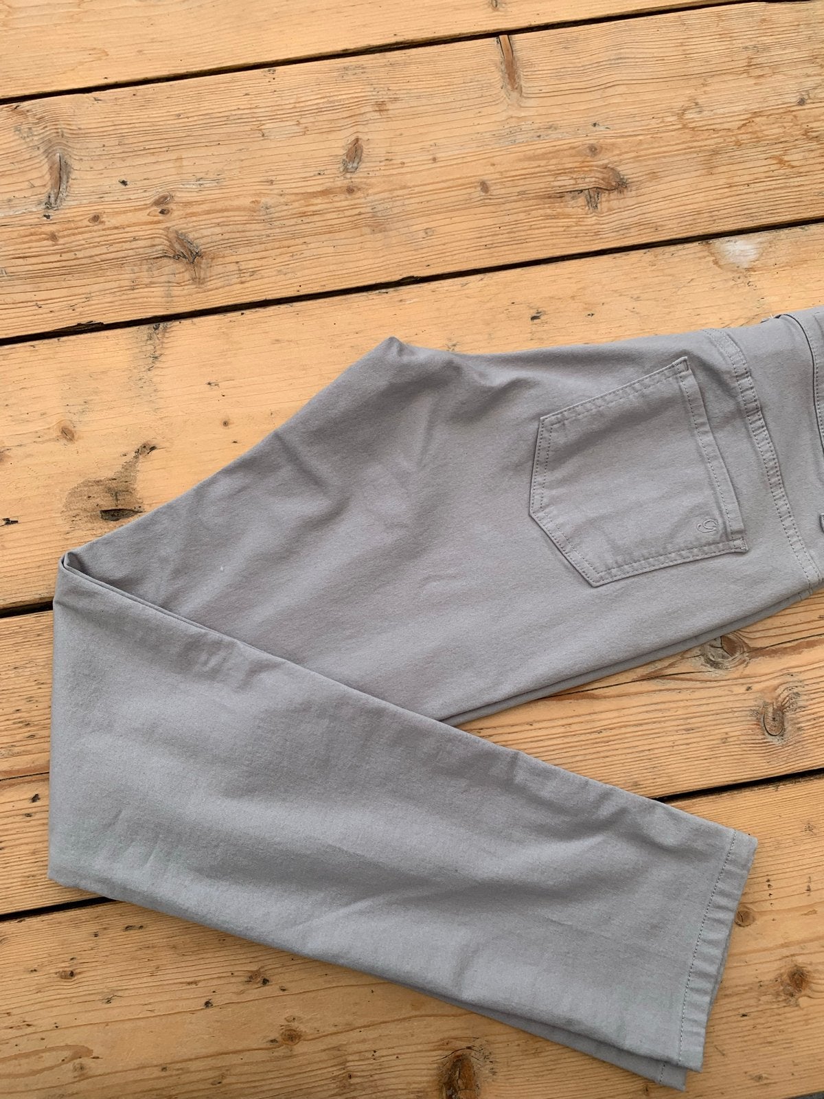 Grijze lange broek - GaFair Jeans - Maat 38, Kleding | Dames, Maat 38/40 (M), Ophalen of Verzenden, Zo goed als nieuw, Grijs