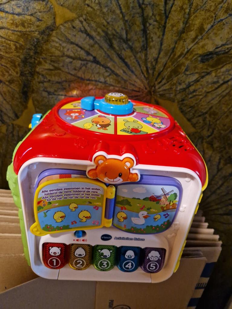 V tech baby activiteitenkubus, Ophalen of Verzenden, Zo goed als nieuw, 6 maanden tot 2 jaar