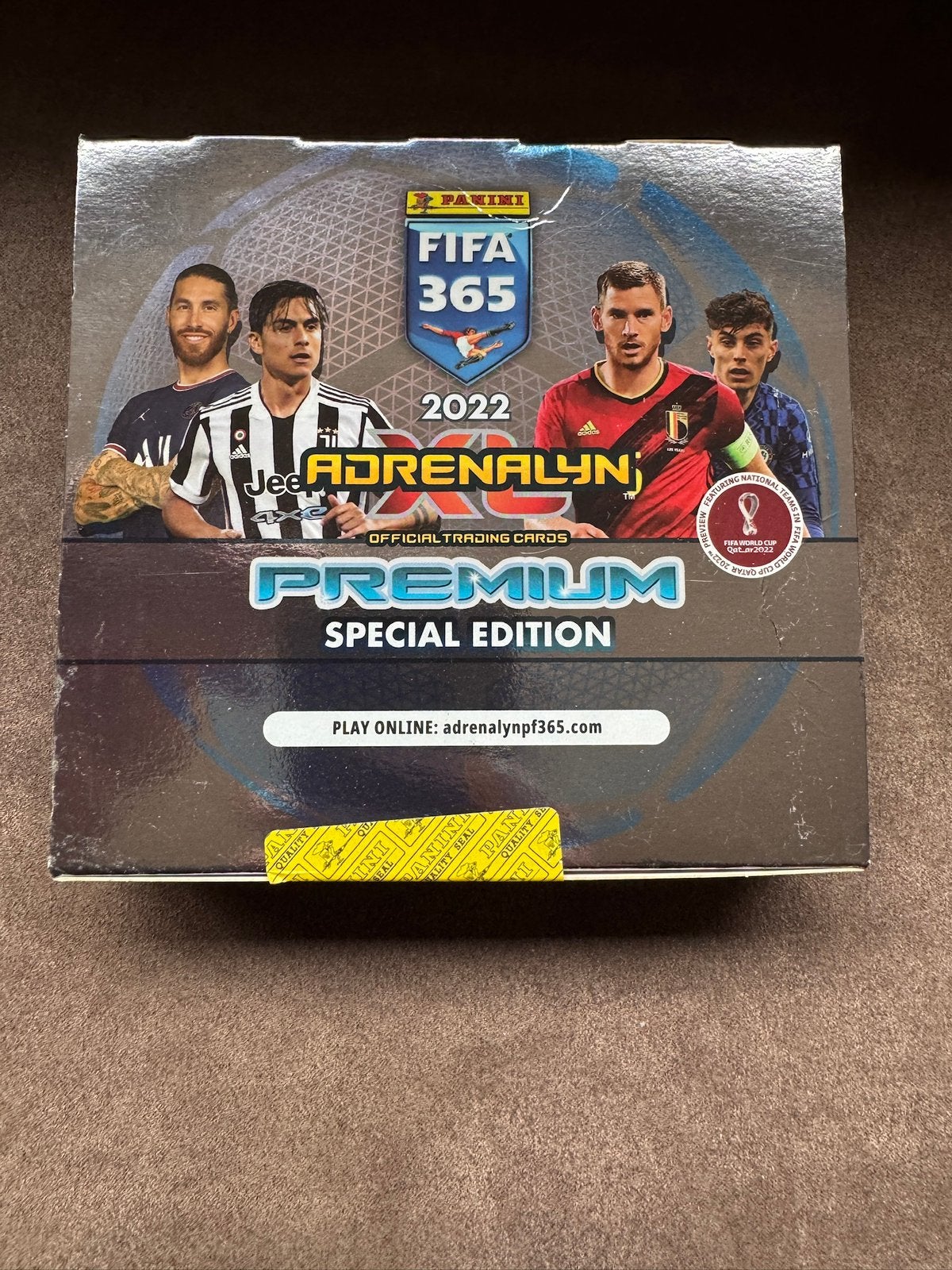 Panini Adrenalyn XL 2022 Premium Limited Edition box sealed, Ophalen of Verzenden, Nieuw, Buitenlandse clubs, Spelerskaart