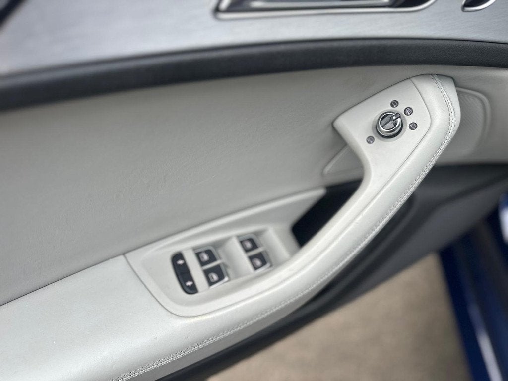 Audi A6 Avant 4.0 TFSI RS 6 quattro | Navi | Leer | Climate, Auto's, Audi, Automaat, Euro 5, Gebruikt, 8 cilinders