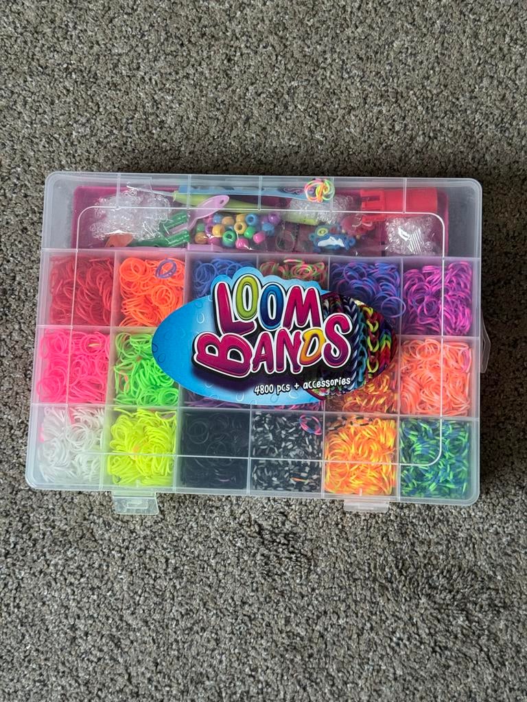Loom Bands set - nog helemaal nieuw!, Ophalen of Verzenden, Nieuw, Knutselwerk