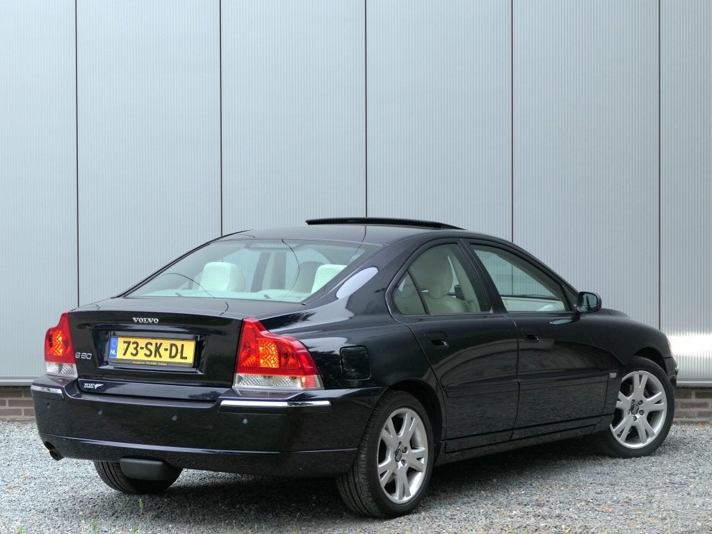 Volvo S60 2.4 AUT Summum Mobility Line / Schuifdak / Trekhaa, Auto's, Automaat, Gebruikt, Beige, Blauw
