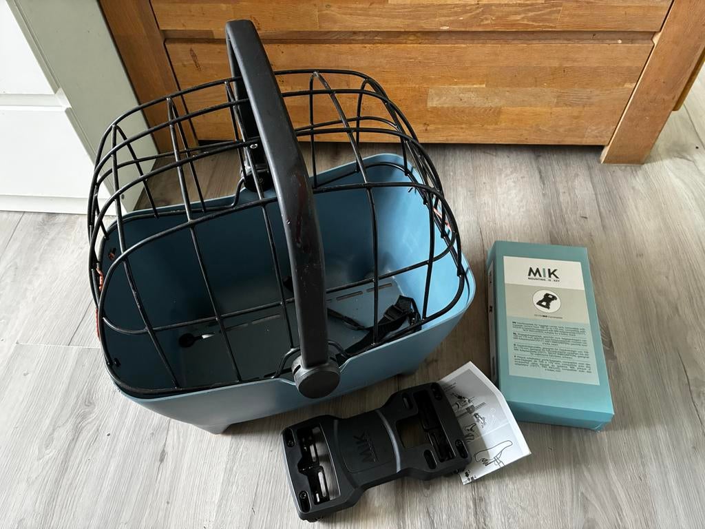 Basil Buddy fietsmand met MIK adapterplaat en accessoires, Fietsen en Brommers, Fietsaccessoires | Fietsmanden, Zo goed als nieuw