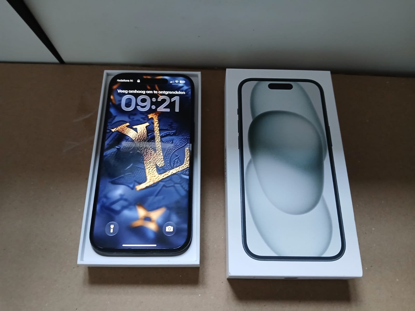 iPhone 15 128GB – Zeer nette staat – Compleet, Telecommunicatie, 128 GB, IPhone 15, Zwart, Ophalen of Verzenden