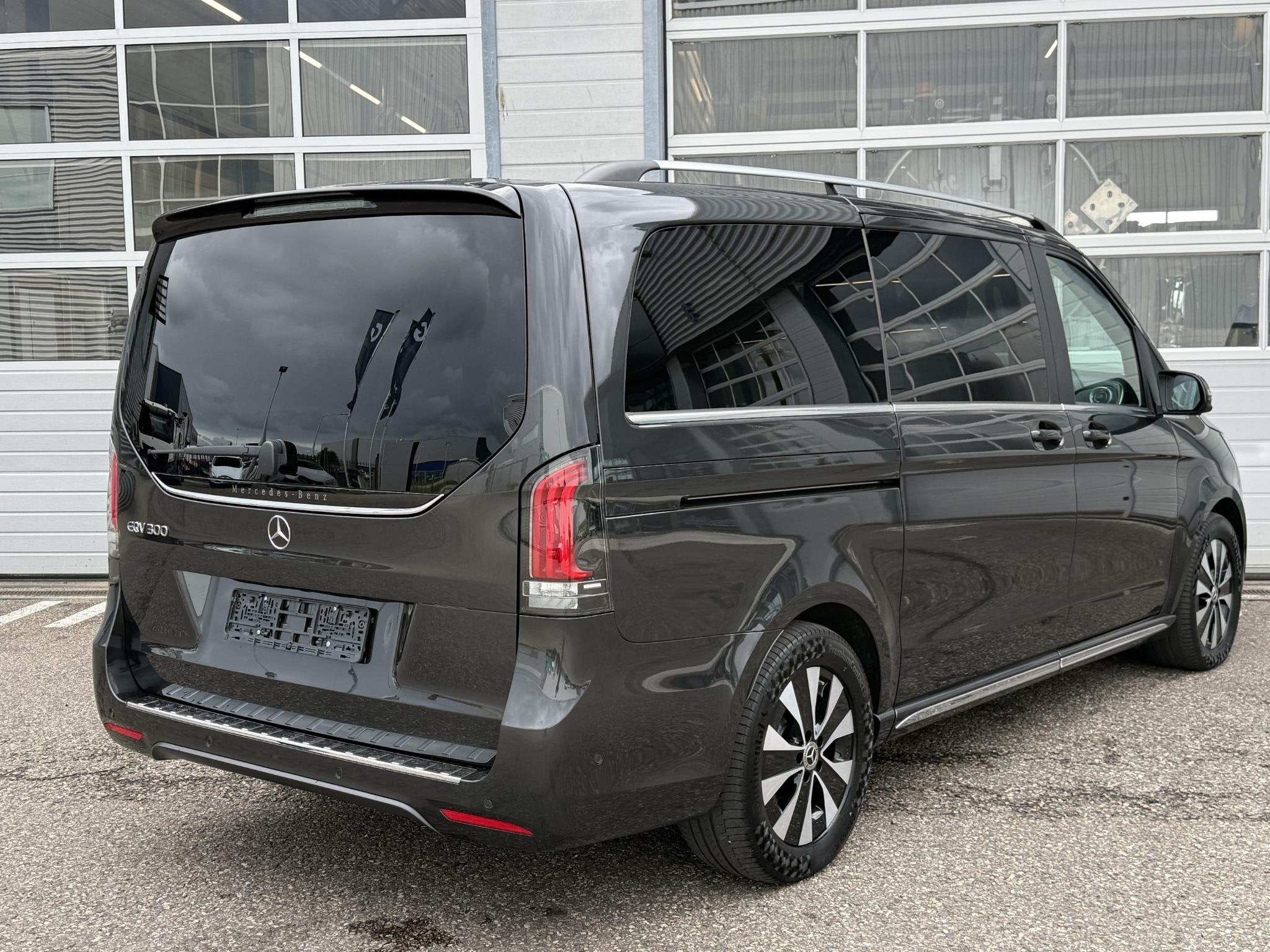 Mercedes-Benz EQV 300 L2 Avantgarde | DUBBELECABINE | AMG PA, Auto's, Stof, Gebruikt, Overige modellen, Overige carrosserieën