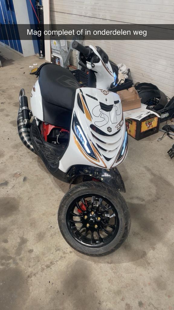 Zip brom plaat ook in onderdelen, Fietsen en Brommers, Scooters | Piaggio, Ophalen, Zo goed als nieuw, Benzine, Zip