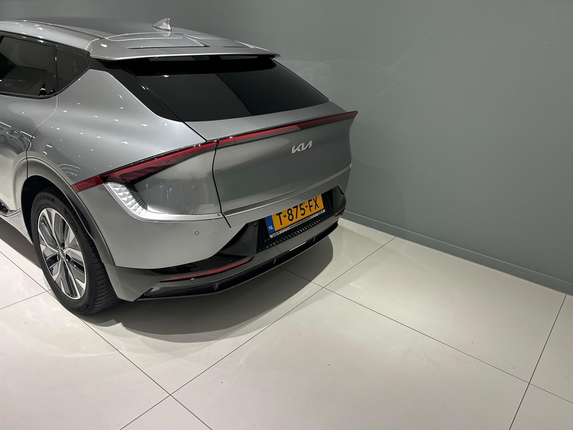 Kia Ev6 77,4kWh 229pk RWD Plus, Auto's, Automaat, Gebruikt, Zwart, 1885 kg