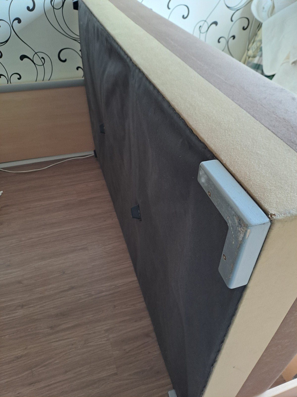 Comfortabele boxspring met matras - 140x200 cm, Ophalen, Bruin, Tweepersoons, 140 cm
