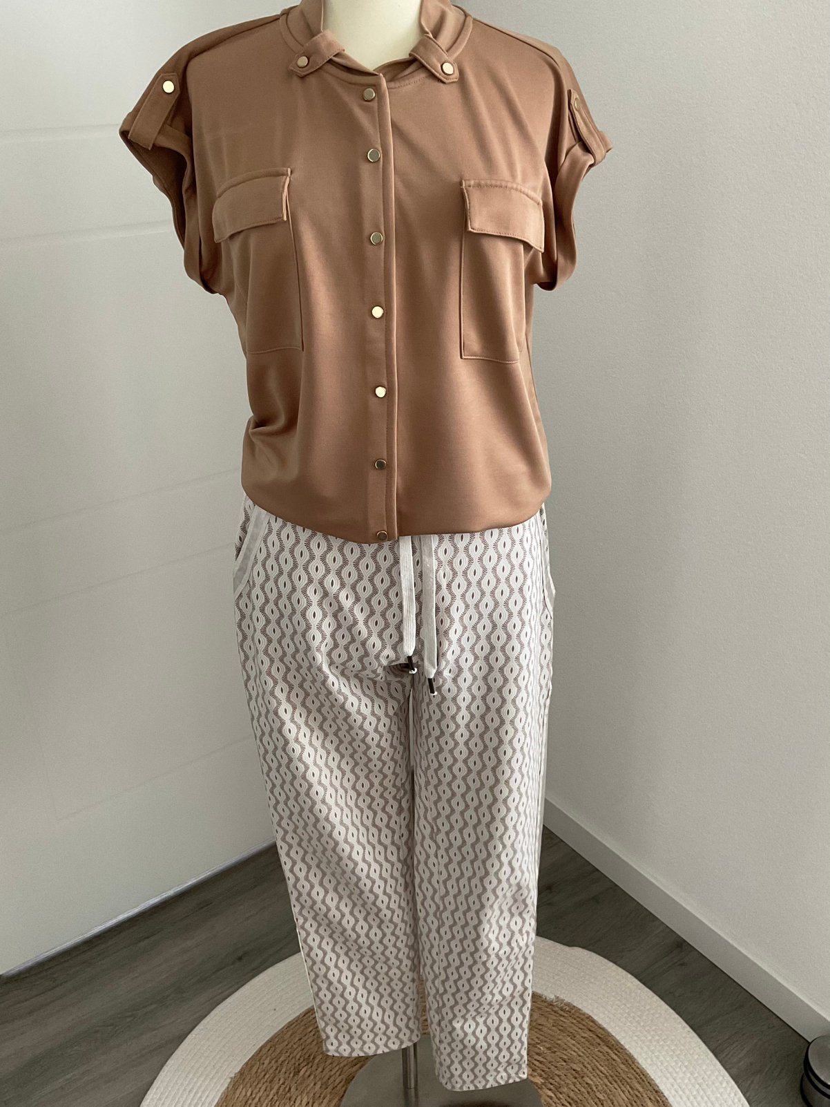 G. Ricceri stretch broek/ katoen/  met satijnen bies, Maat 38/40 (M), Verzenden, Beige, Zo goed als nieuw