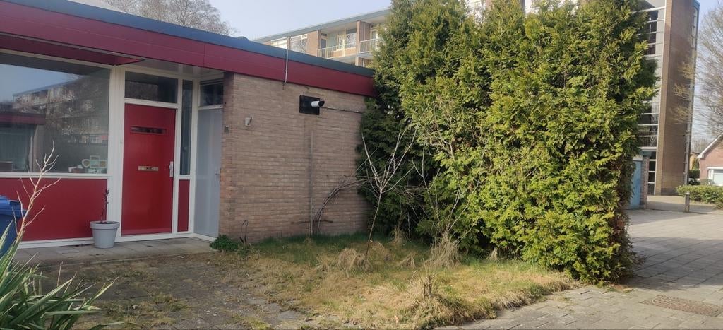 Gezocht: tuinman-/vrouw voor onderhoud in Apeldoorn