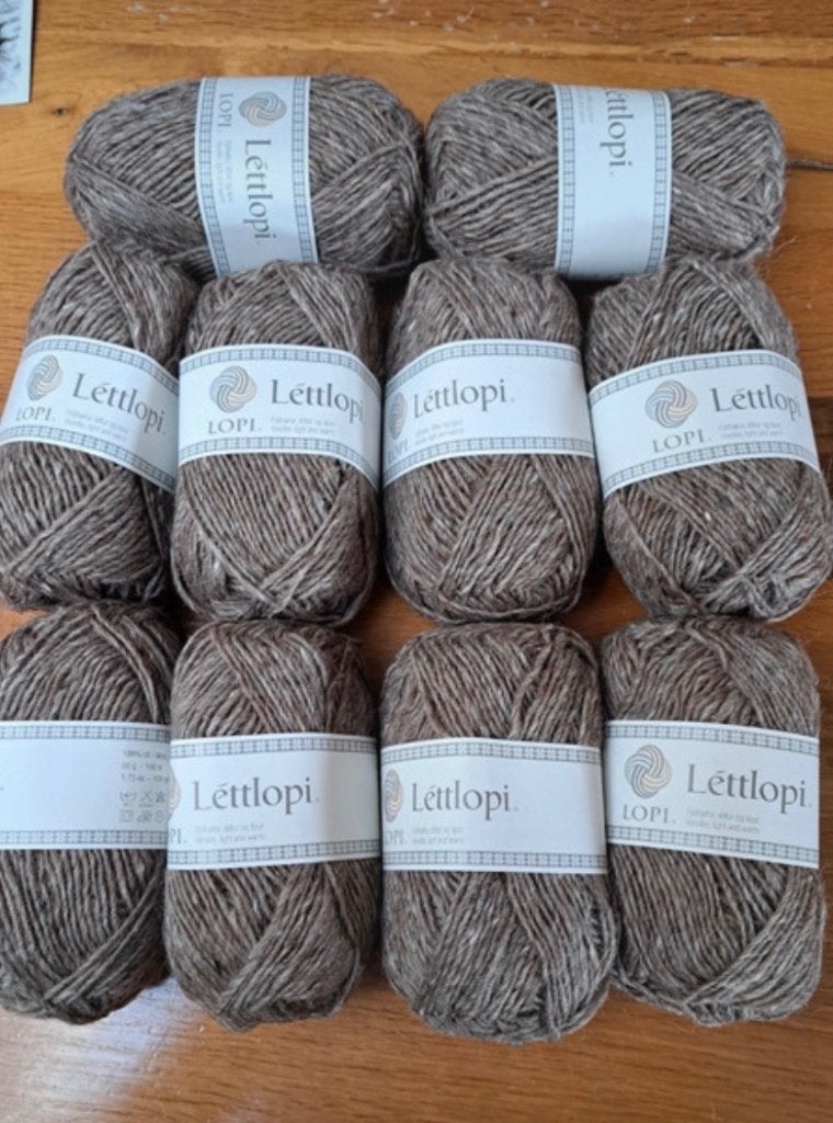 10 bollen istex Lettlopi kleur 0085 100% wol, Breien of Haken, Nieuw, Ophalen of Verzenden, E