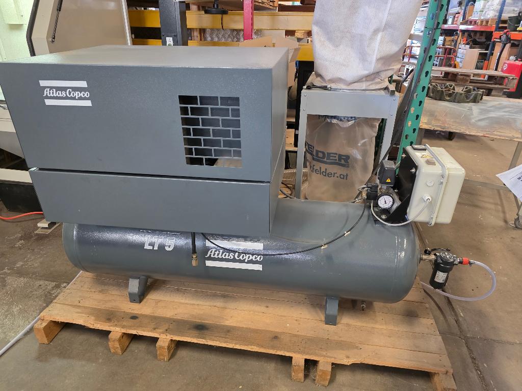 Compressor 16 bar 250 liter, Doe-het-zelf en Verbouw, Compressors, Ophalen, Gebruikt, Minder dan 200 liter/min, Geluidgedempt