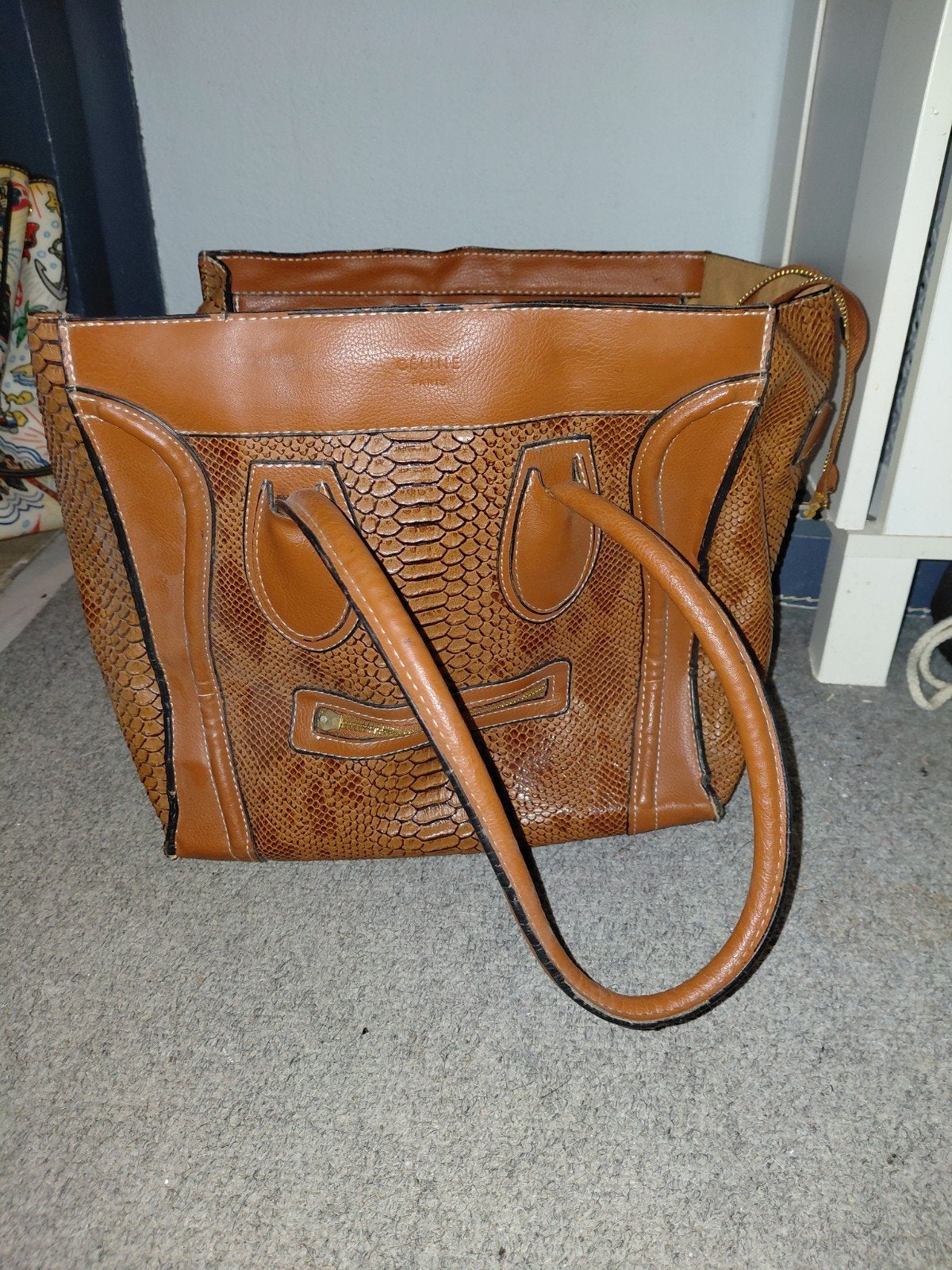Celine handtas met slangenprint - Zo goed als nieuw, Ophalen of Verzenden, Zo goed als nieuw, Zwart, Handtas