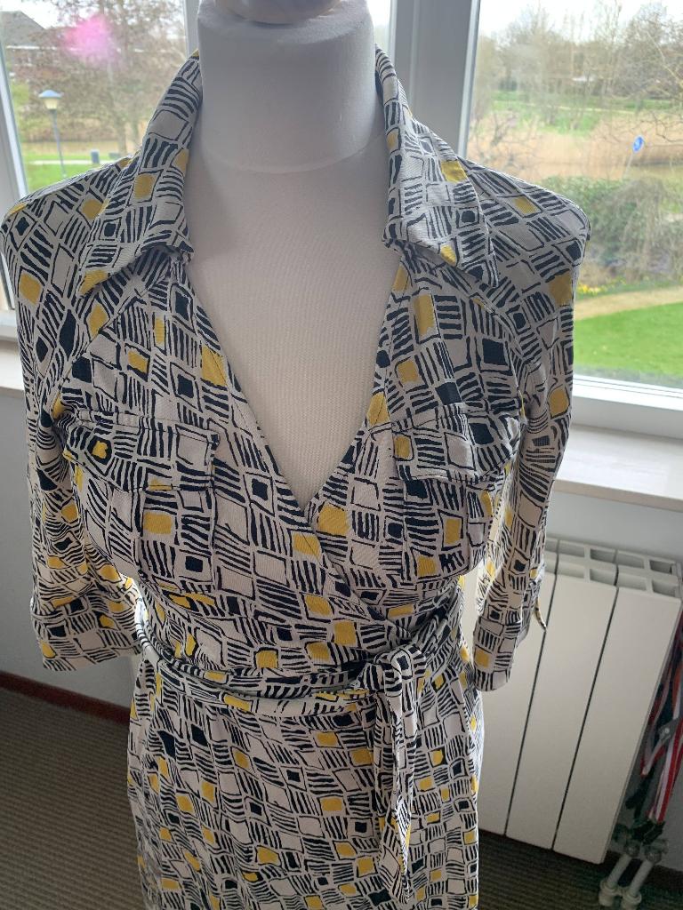 Jurk Diane von Furstenberg, maat 10, Ophalen of Verzenden, Zo goed als nieuw, Maat 36 (S), Boven de knie