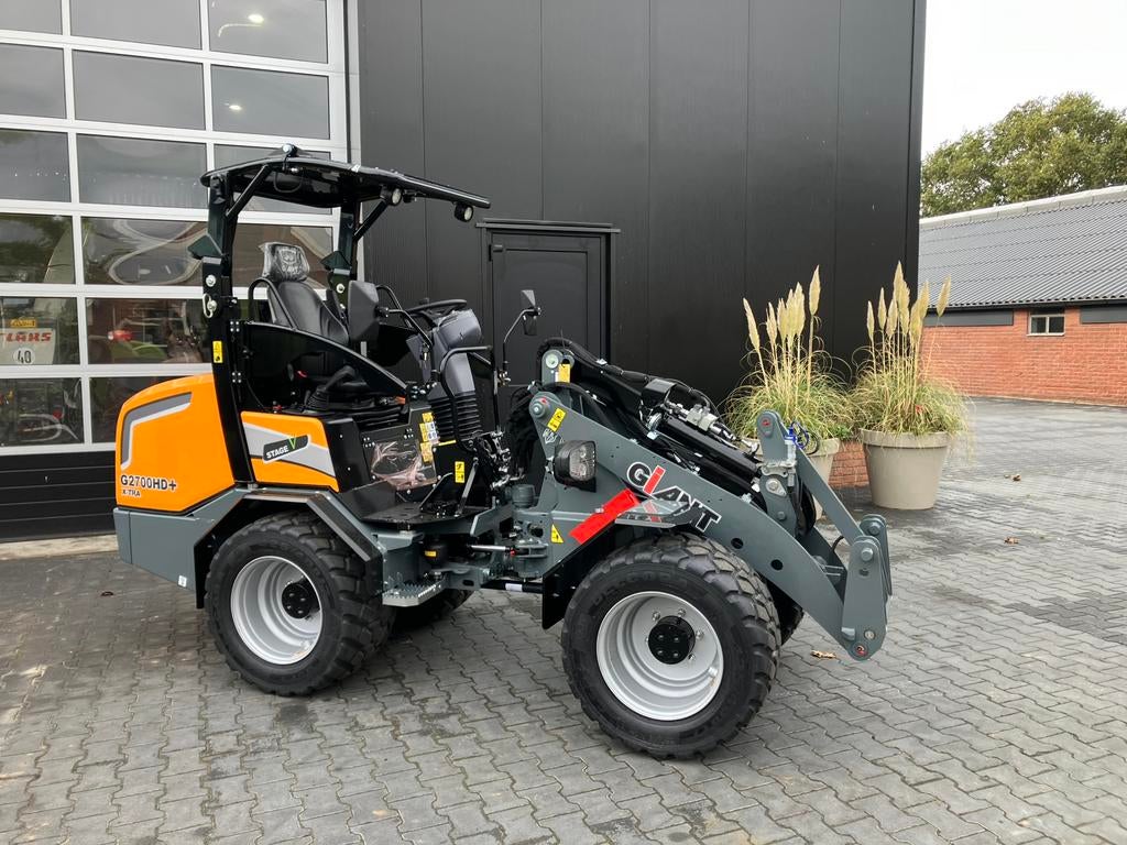 Giant g2700 hd + xtra, Zakelijke goederen, Machines en Bouw | Kranen en Graafmachines, Ophalen of Verzenden, Wiellader of Shovel