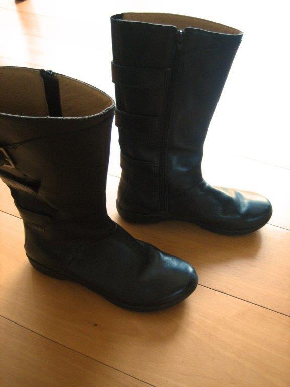 Prachtige sportieve zwart leren laarzen CLARKS 41,5 Snazzeys, Hoge laarzen, Verzenden, Zwart, Nieuw