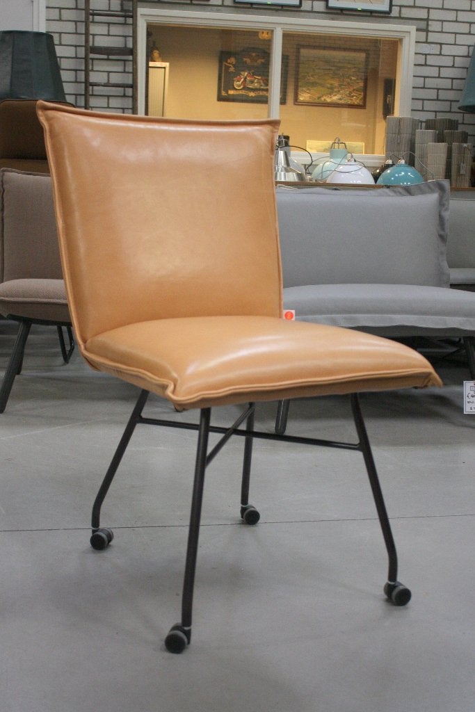 4x luxe eetkamerstoel Sanne Jess Design leer met wieltjes, Ophalen, Bruin, Zo goed als nieuw, Vier