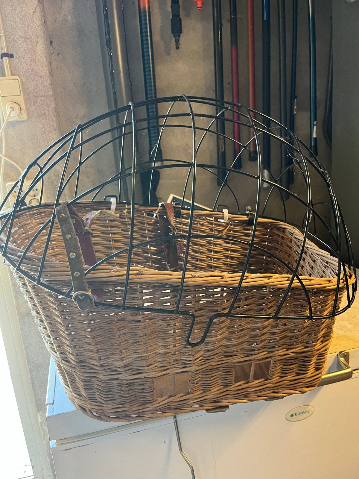 Basil hondenfietsmand met afdekking - 44cm lang, Ophalen, Zo goed als nieuw, Minder dan 20 kg