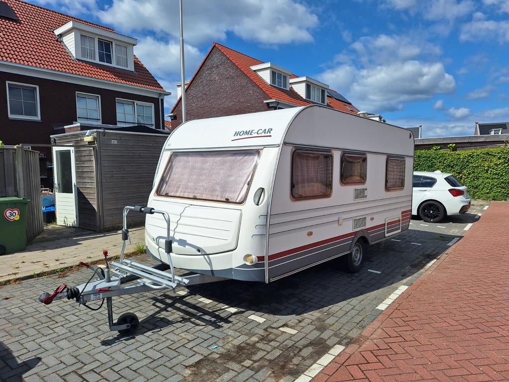 Home-car Racer 45 Sprint - Complete 4-persoons caravan, Home-car, Koelkast, Rondzit, Particulier
