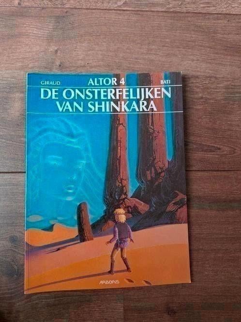 Stripboek Giraud - De onsterfelijken van Shinkara, Eén stripboek, Ophalen of Verzenden, Gelezen, Jean Giraud