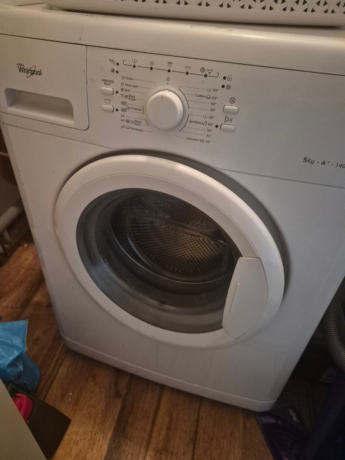 Wasmachine 5kg - werkend of voor onderdelen, Ophalen, 4 tot 6 kg, Voorlader, 85 tot 90 cm