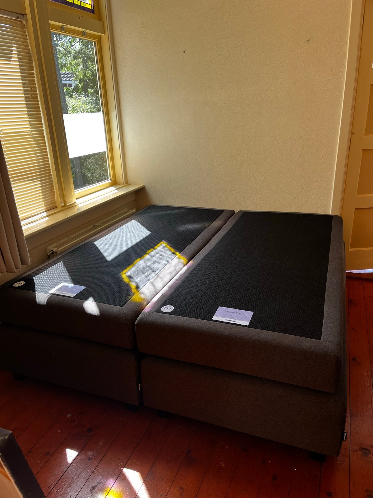 Karlsson Boxspring Tweepersoons, Ophalen, 90 cm, Tweepersoons, Zo goed als nieuw