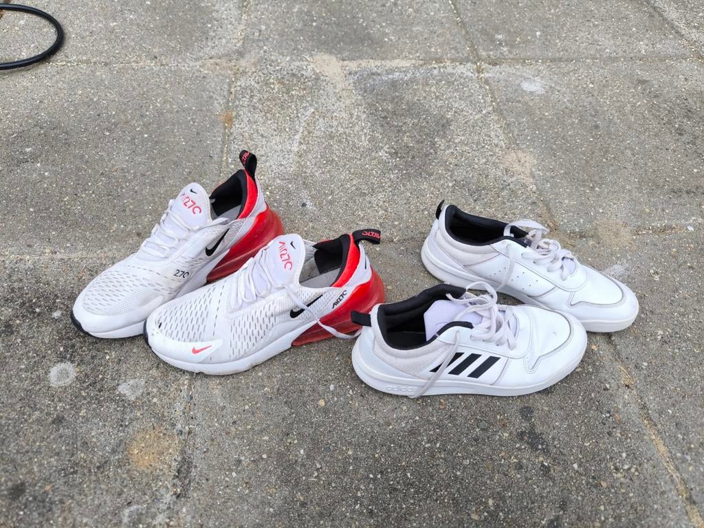 2 paar 2 paar Schoenen Nike en adidas maat Nike 41 en de 39, Ophalen of Verzenden, Jongetje of Meisje, Schoentjes