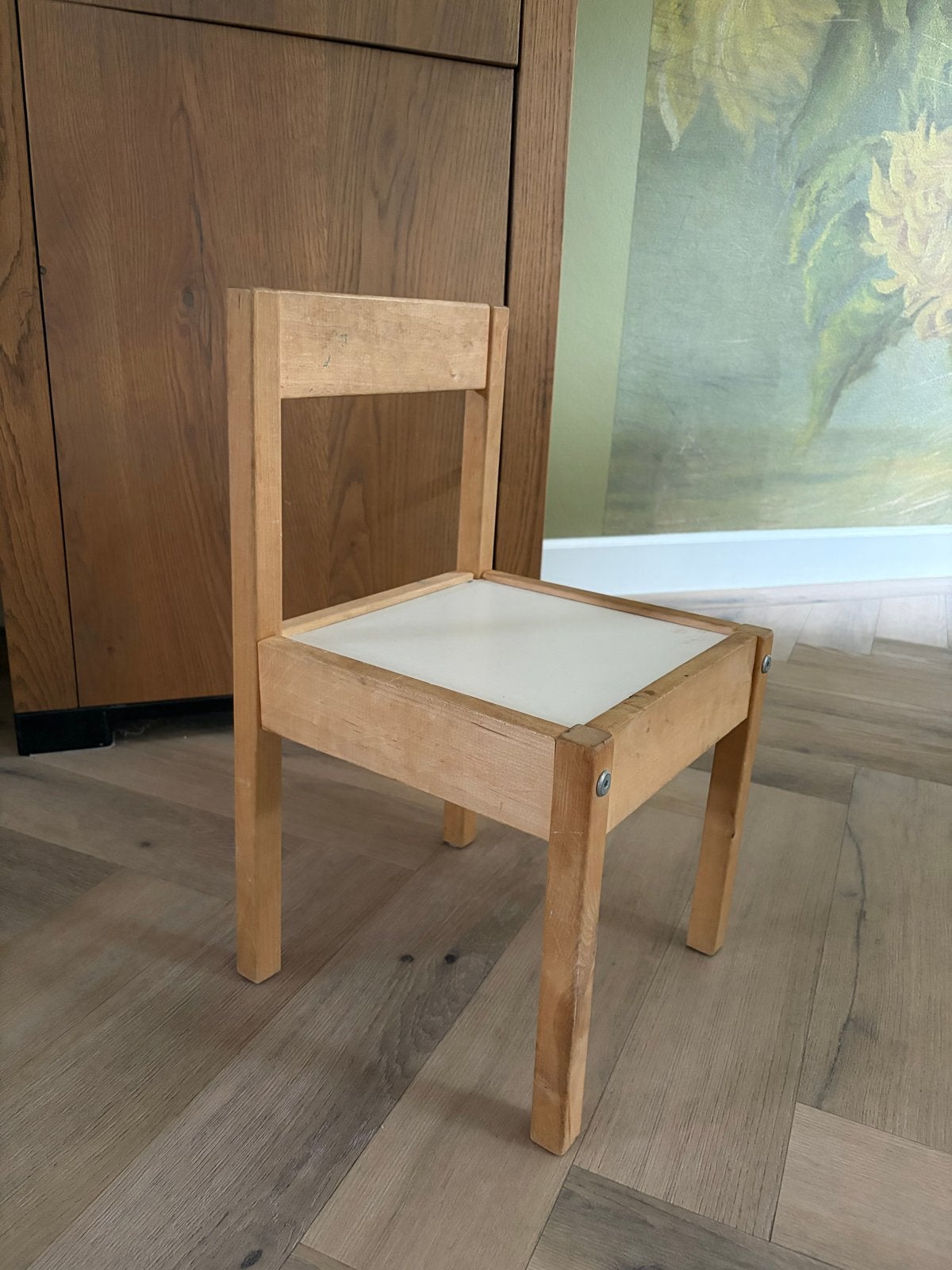 Houten kinder stoeltje - past onder IKEA Stuva bureau, Kinderen en Baby's, Ophalen, Gebruikt, Overige typen