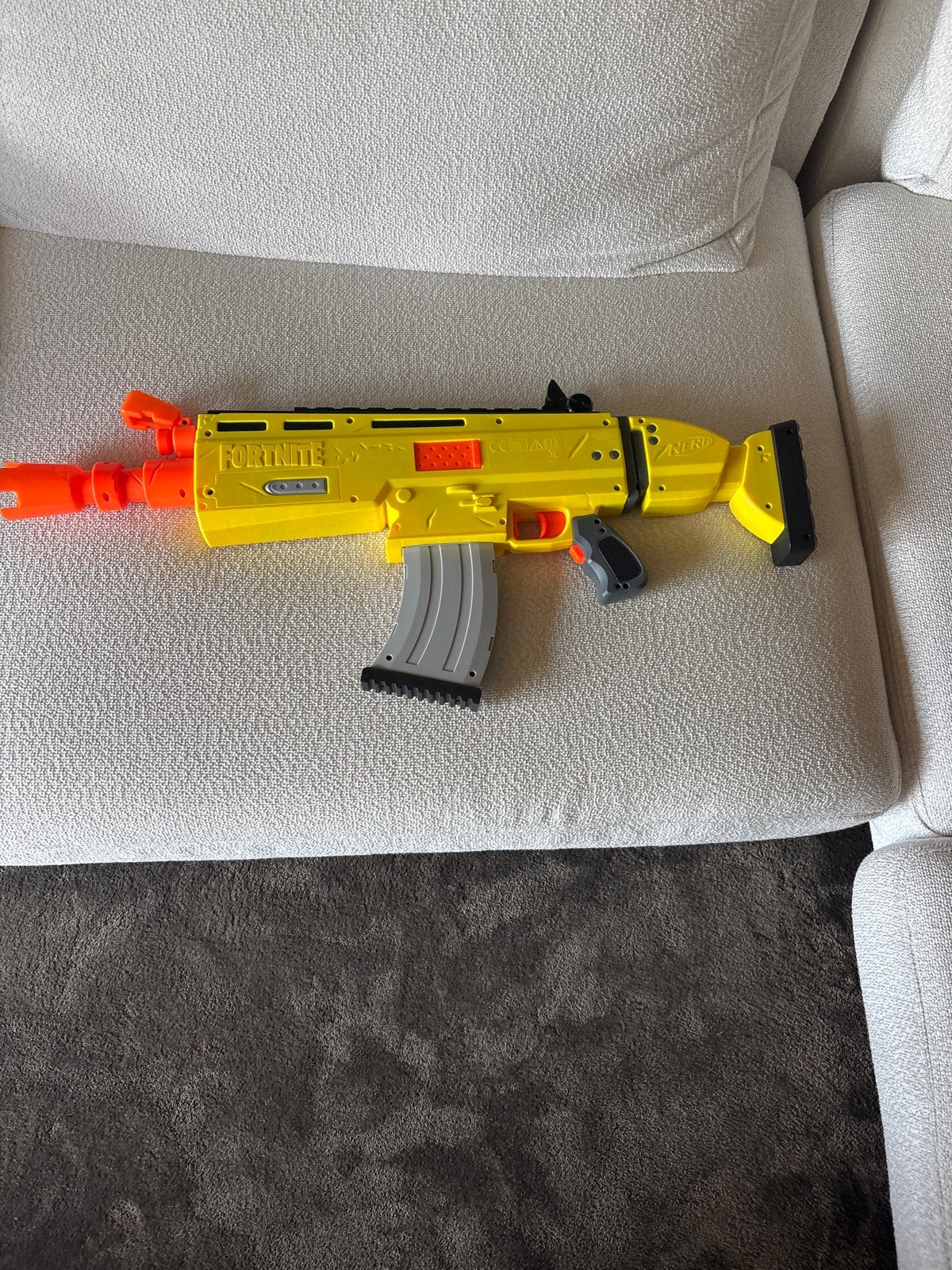 Nerf Fortnite AR-L gemotoriseerde blaster, Ophalen of Verzenden, Zo goed als nieuw, Jongen of Meisje