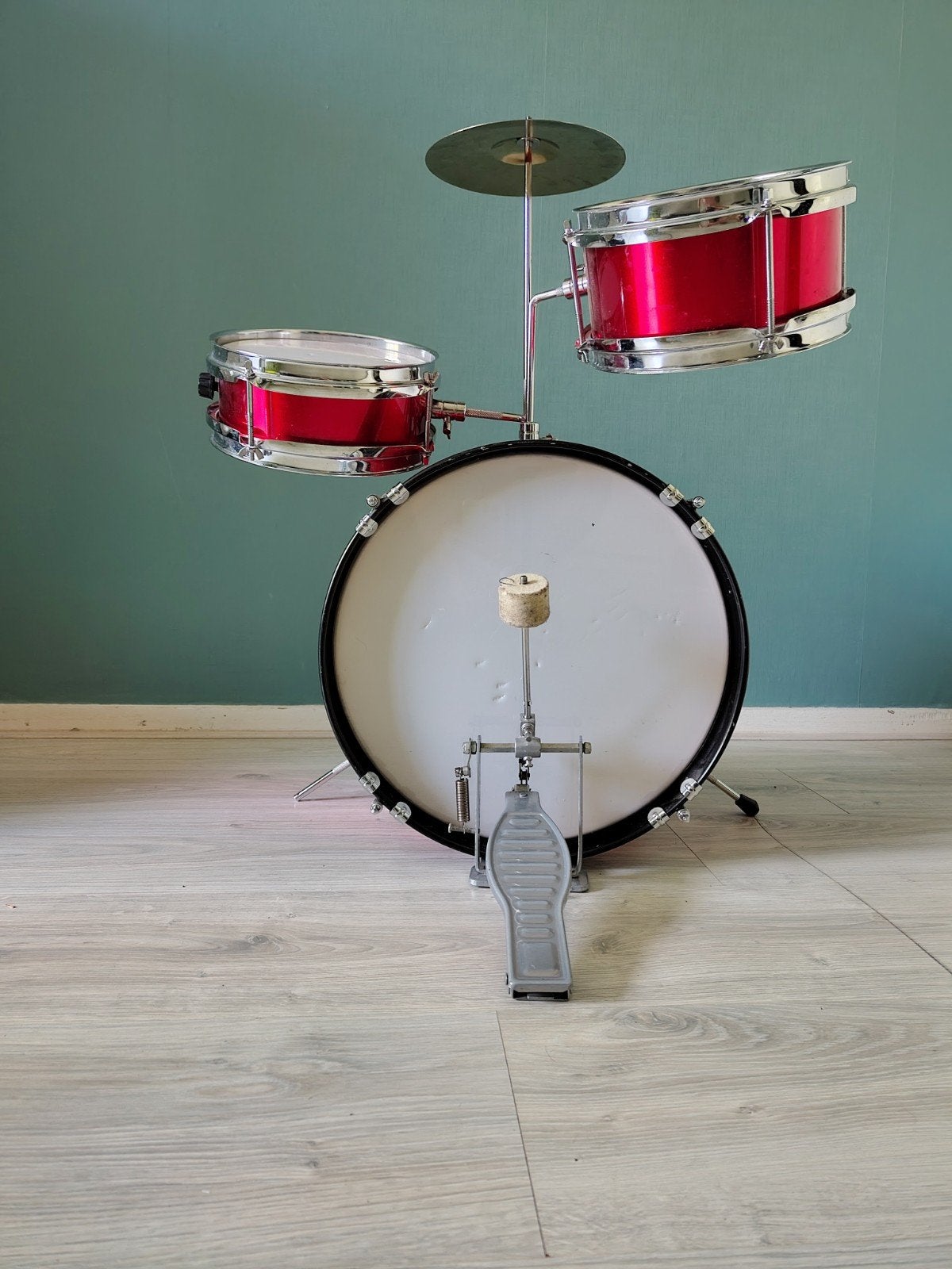 Rood Kinderdrumstel - Compleet met bekken en pedaal, Ophalen of Verzenden, Gebruikt, Overige merken