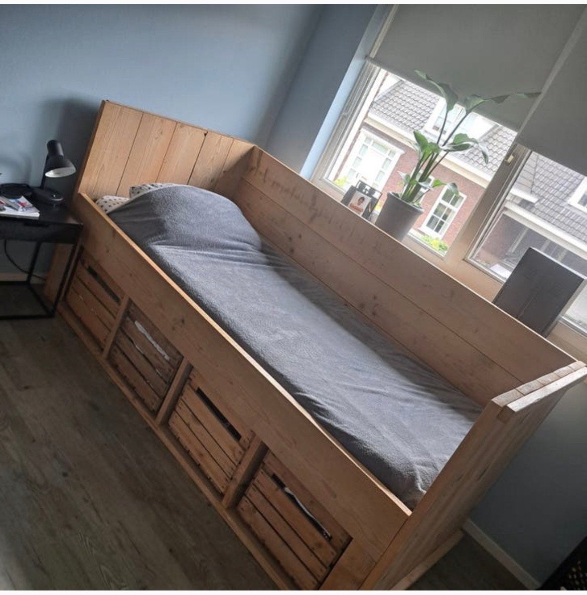 Steigerhouten kajuitbed met opbergkratten, Ophalen, Gebruikt, 90 cm, Eenpersoons
