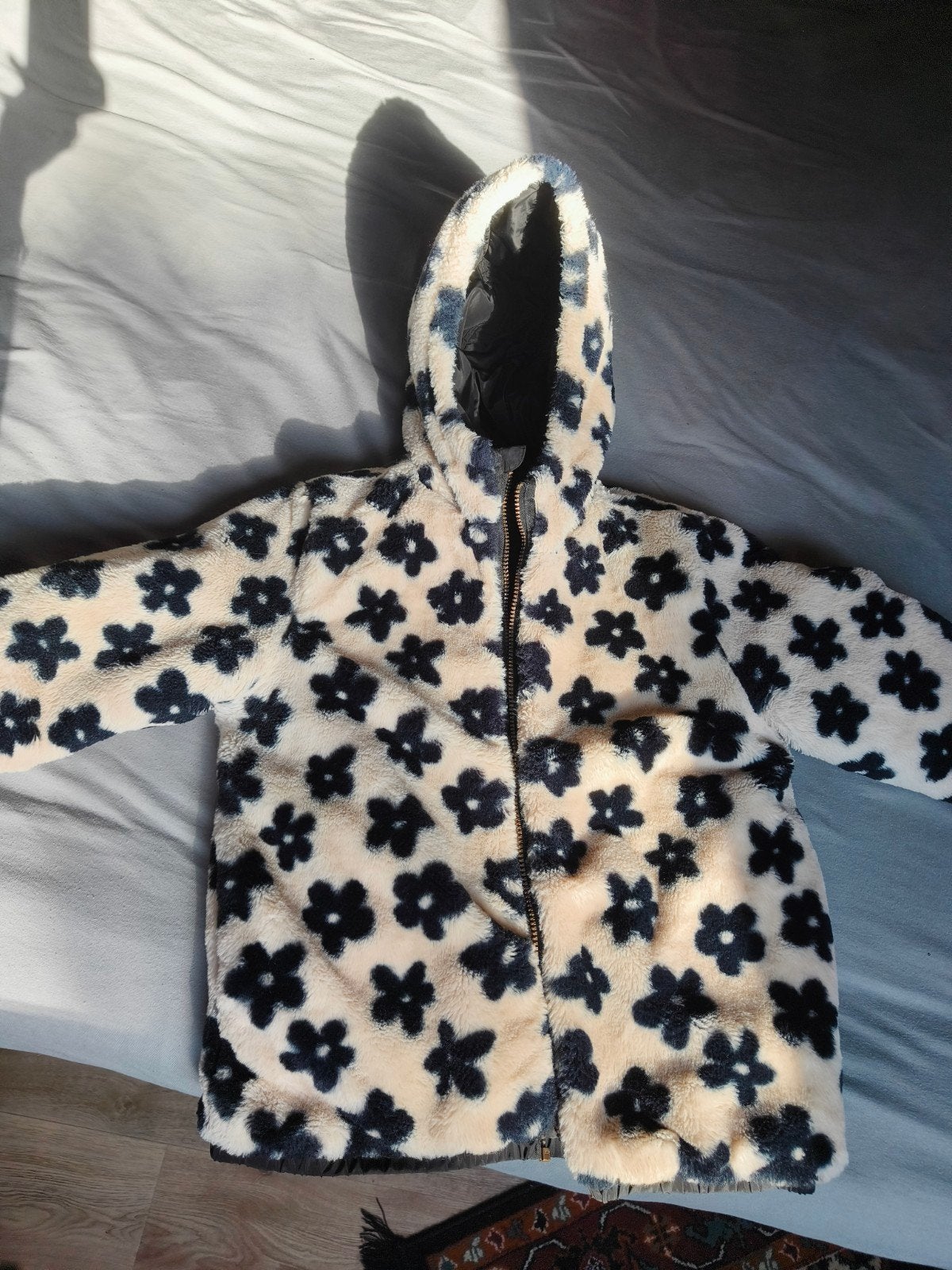 Omkeerbare jas met bloemenprint en effen zwart, Kinderen en Baby's, Kinderkleding | Maat 152, Ophalen of Verzenden, Meisje, Jas
