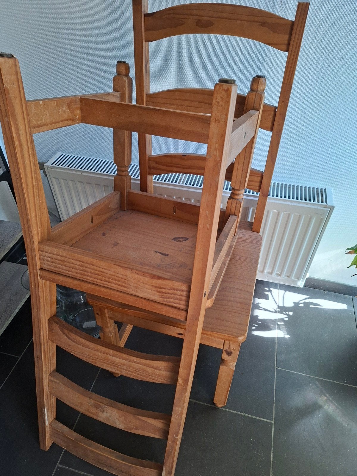Gratis! twee teak houten stoelen, Ophalen, Gebruikt, Minder dan 4 stoelen