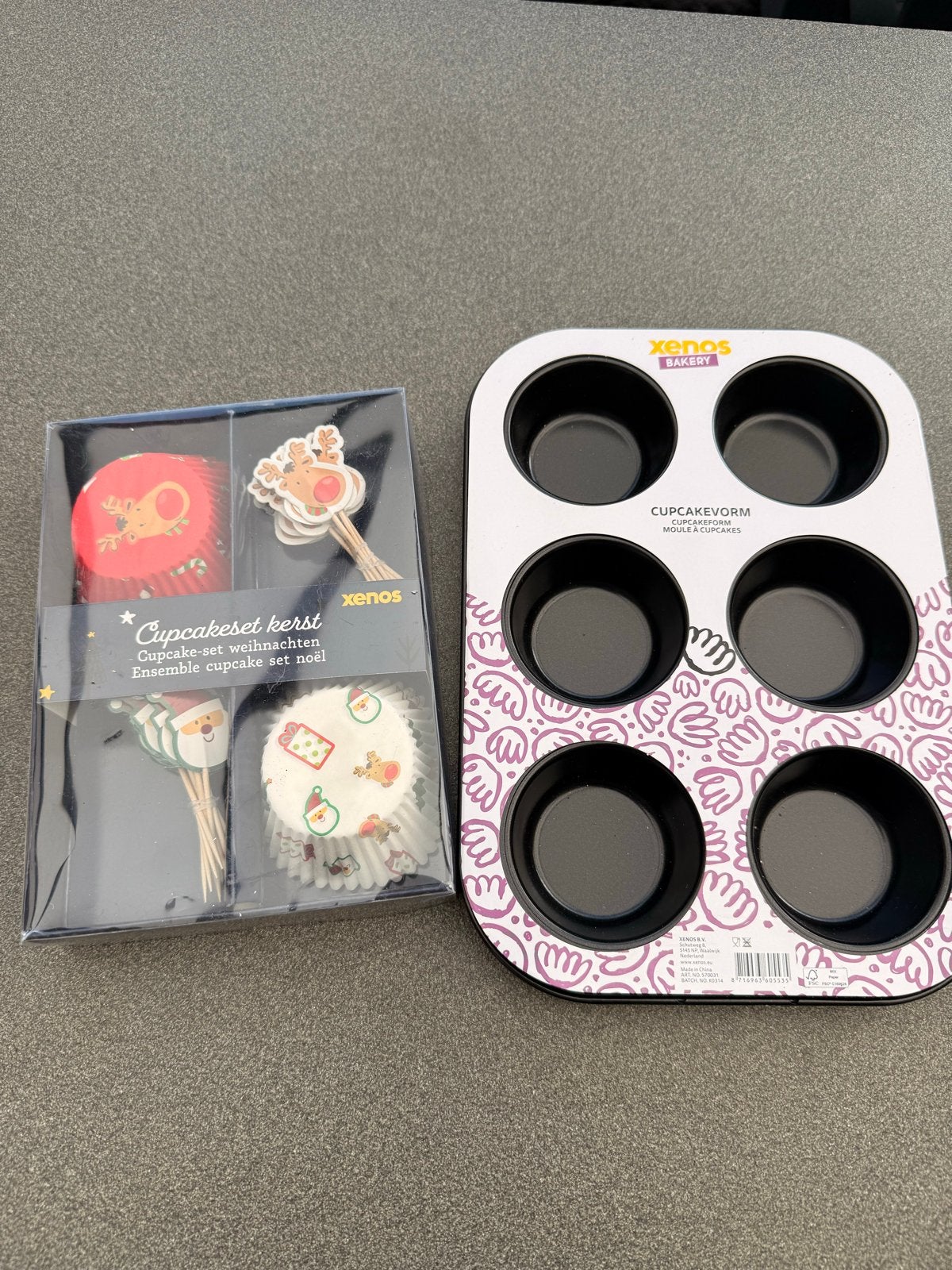 Cupcake bakvorm en kerst cupcake set, Ophalen of Verzenden, Nieuw, Cupcakes, Bakvorm