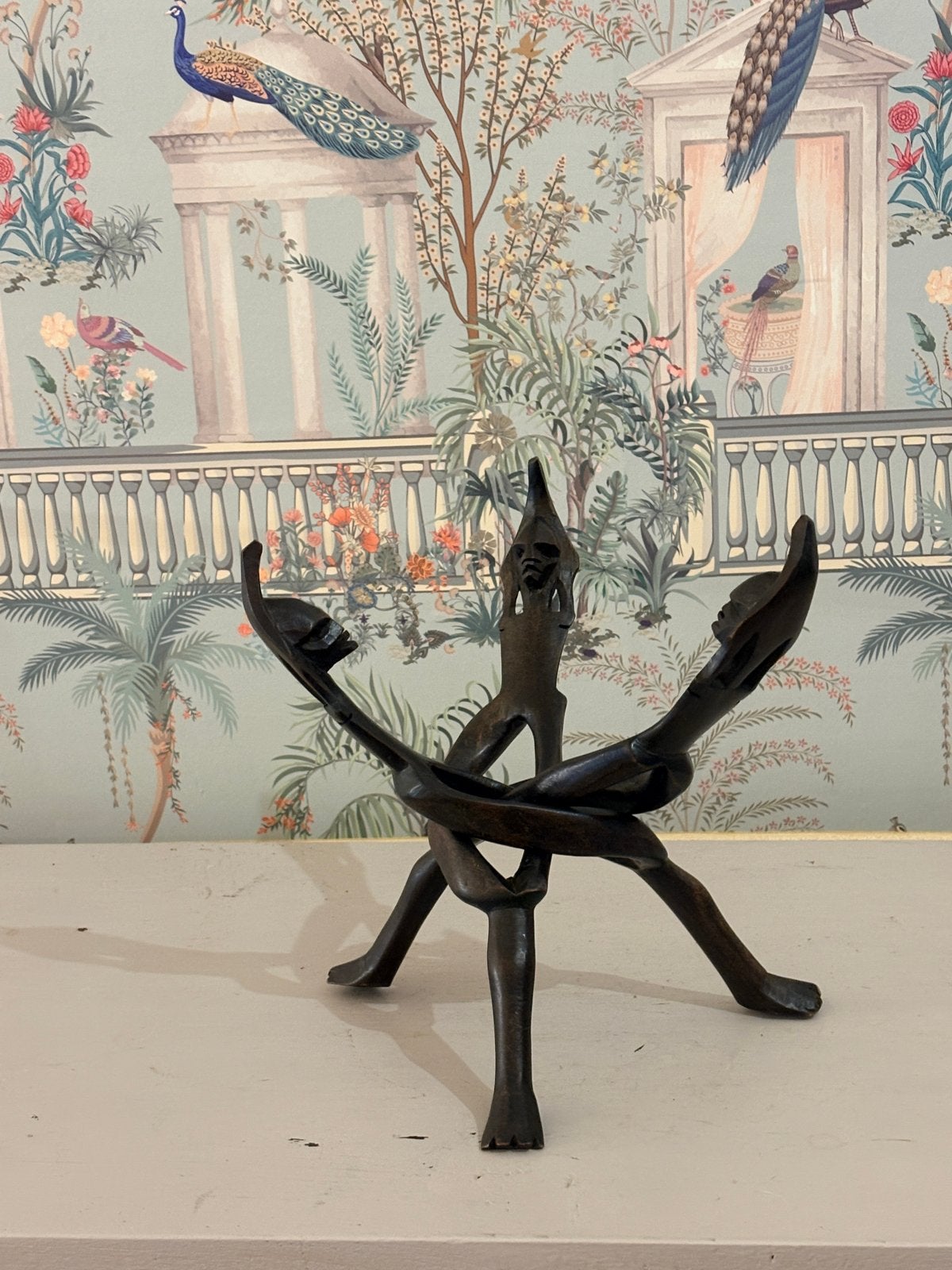 Authentieke Afrikaanse houten 'Vriendenkring' sculptuur (22, Verzenden, Handgemaakt, 20 - 50 cm, Hout