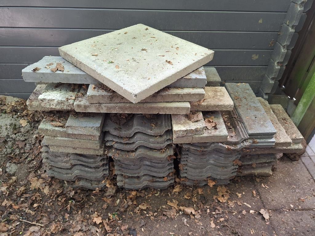 Dakpannen, tegels, banden, Tuin en Terras, Tegels en Klinkers, Ophalen, Gebruikt, Beton, Terrastegels