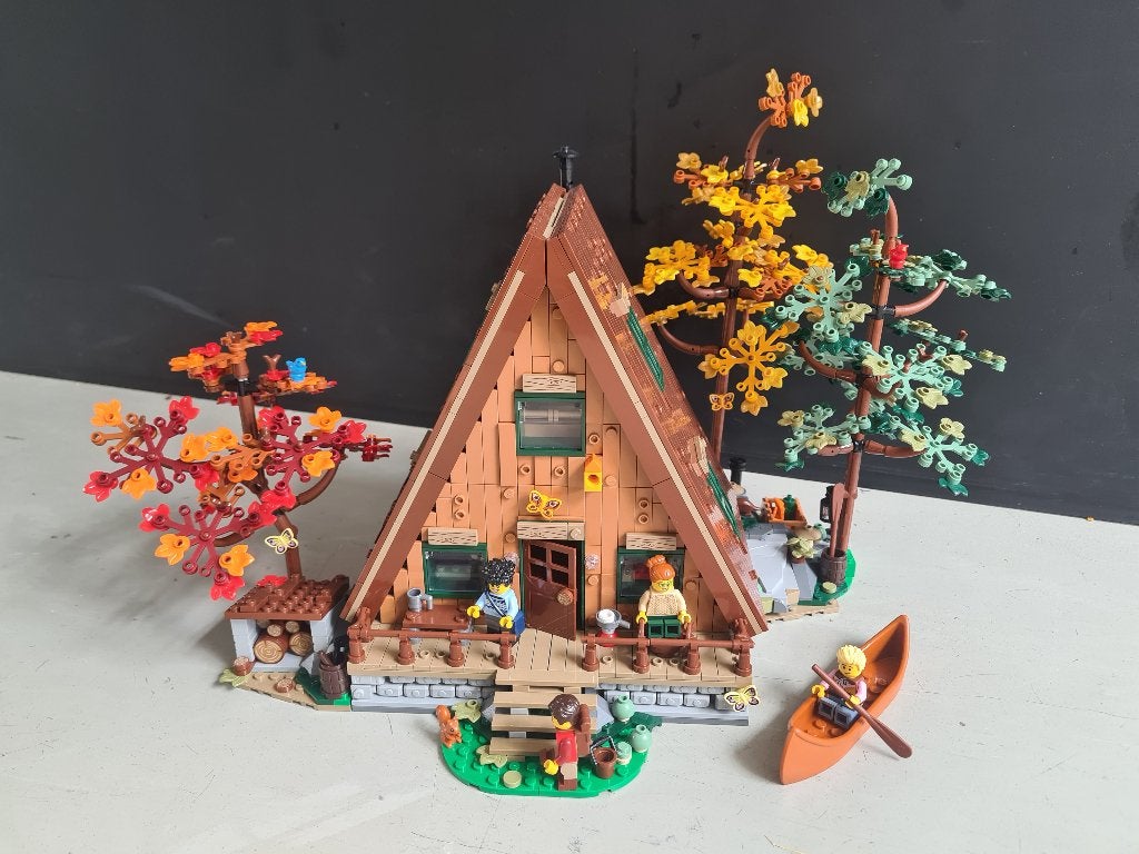Te huur: Lego A-frame boshut 21338, Gebruikt, Compleet, Lego, Ophalen of Verzenden